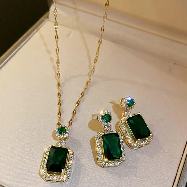 Kiara Advani Green Emerald Necklace and Earrings Set - 18K Gold Plated